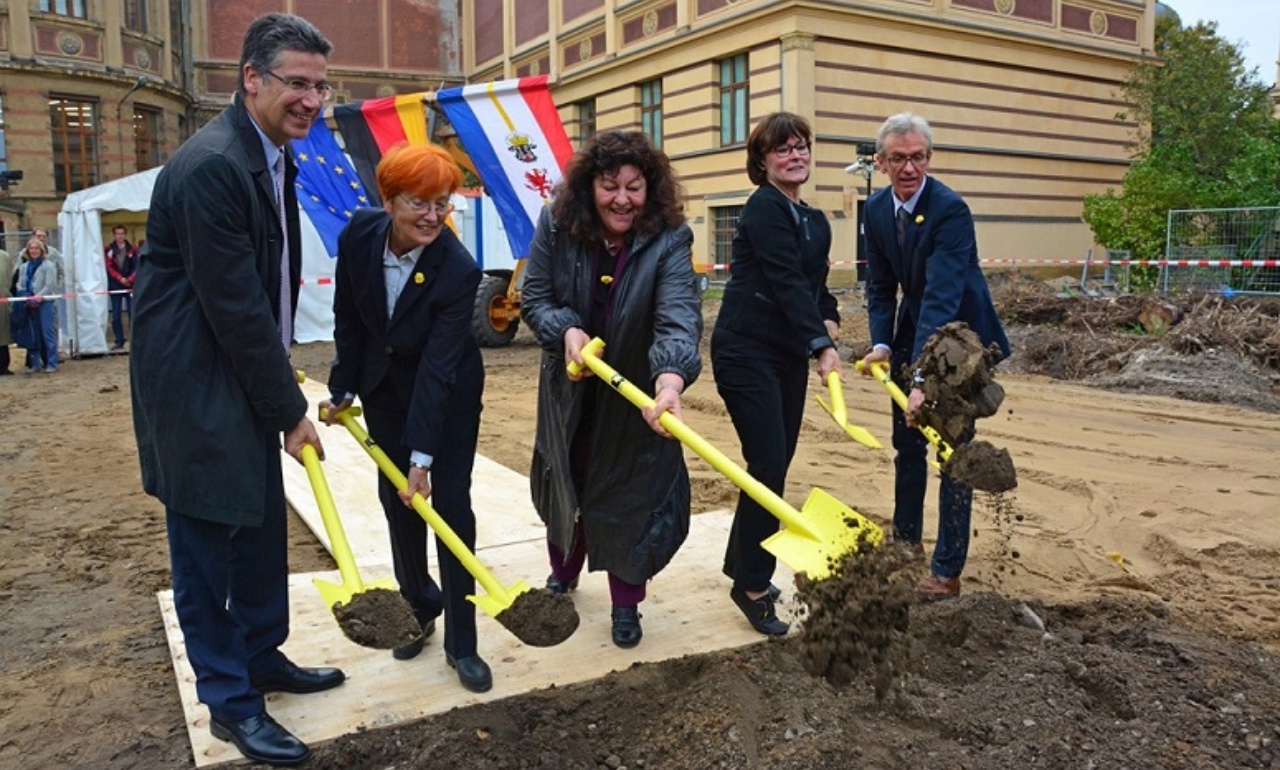 Ground-breaking ceremony for the annex