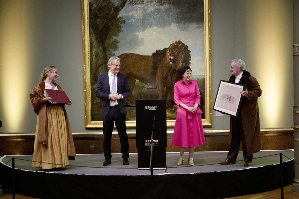 Feierliche Wiederöffnung mit prominenten Gästen